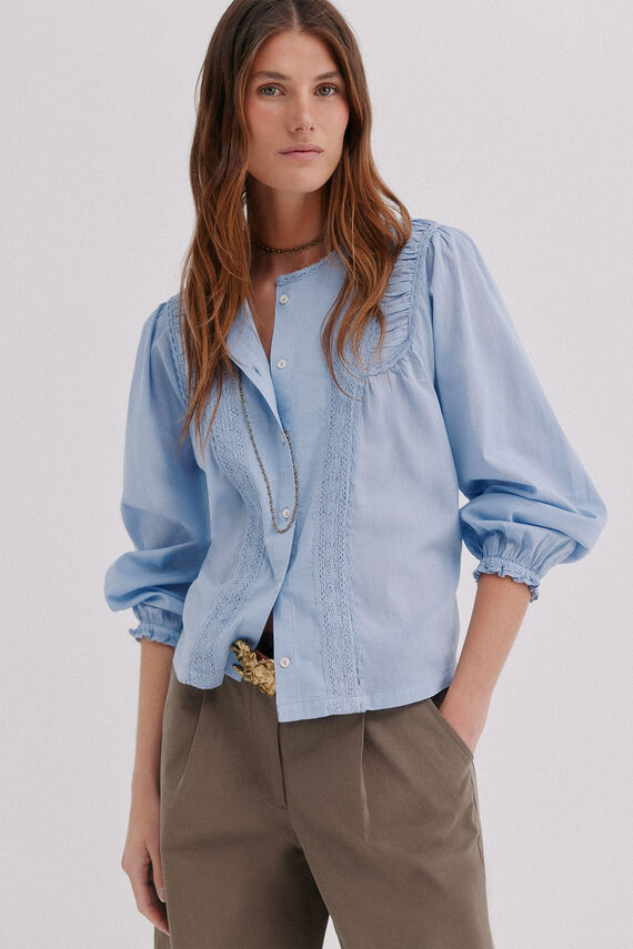 Caelia. Blusa fluída