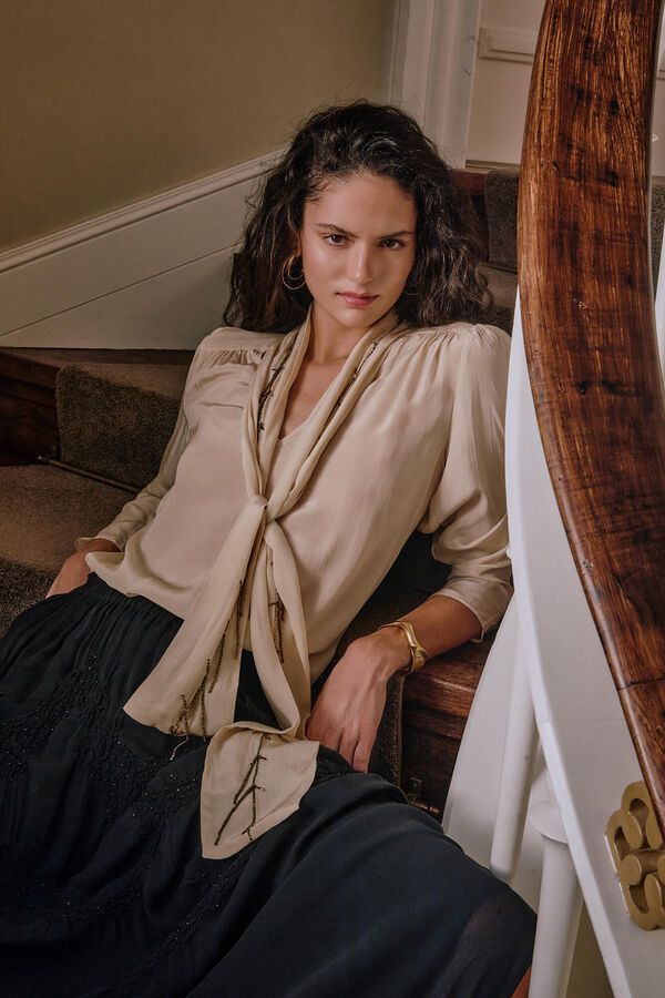 Hoss Intropia Carrie. Blusa com la&ccedil;ada Ecru