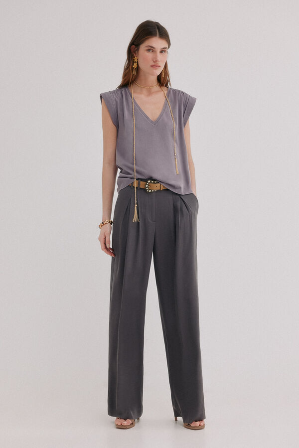 Hoss Intropia Mabel. T-shirt com aba Roxo