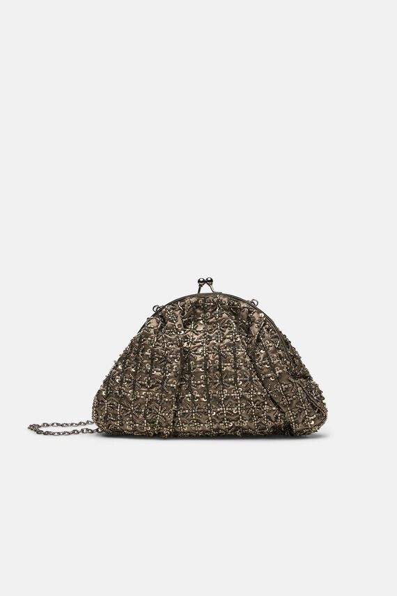 Nuria. Clutch bordado