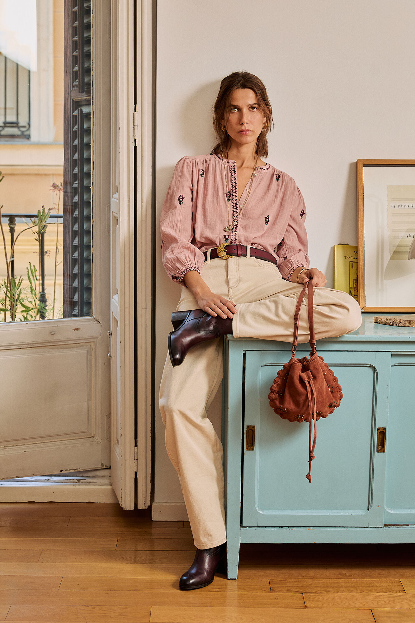 Hoss Intropia Bianca. Jeans bordado