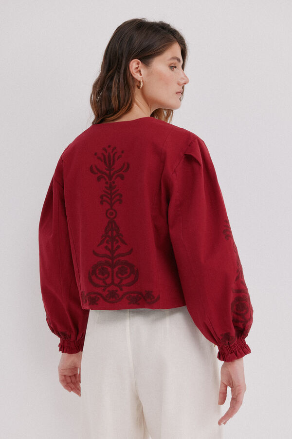 Hoss Intropia Eva. Chaqueta bordada Vino