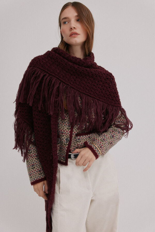Hoss Intropia Neves. Xale com franjas vazadas Granada