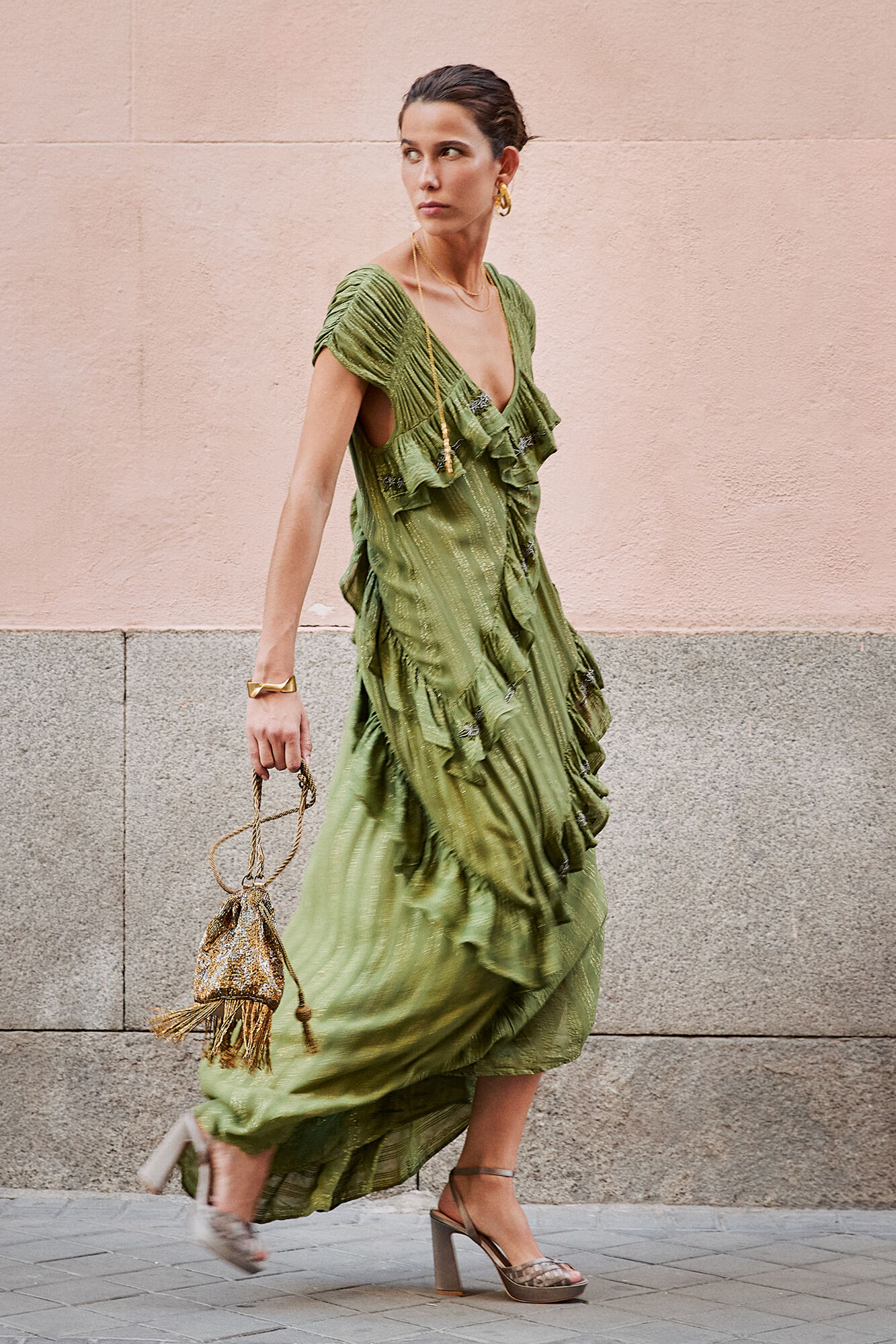 Hoss Intropia Adele. Vestido bordado