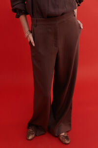 Hoss Intropia Pepa. Cal&ccedil;as de corte reto