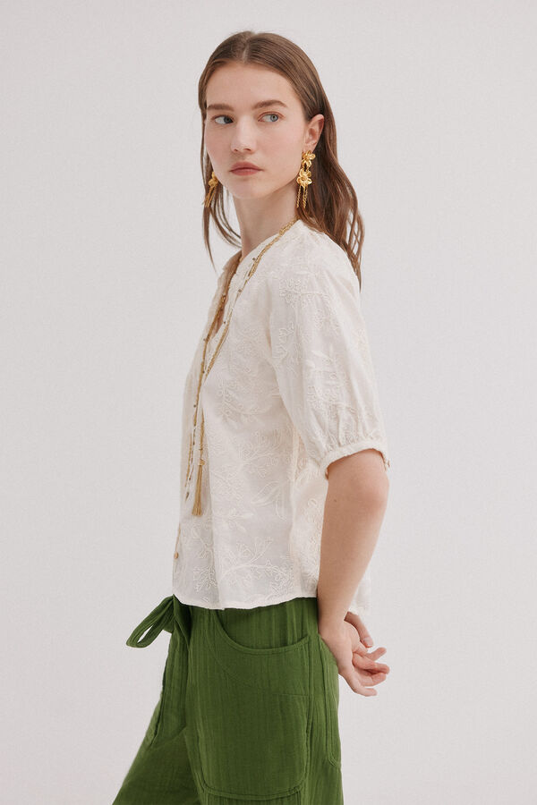 Hoss Intropia Celia. Blusa bordado floral Ecru