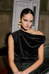 Hoss Intropia Marcela. Top assim&eacute;trico Preto