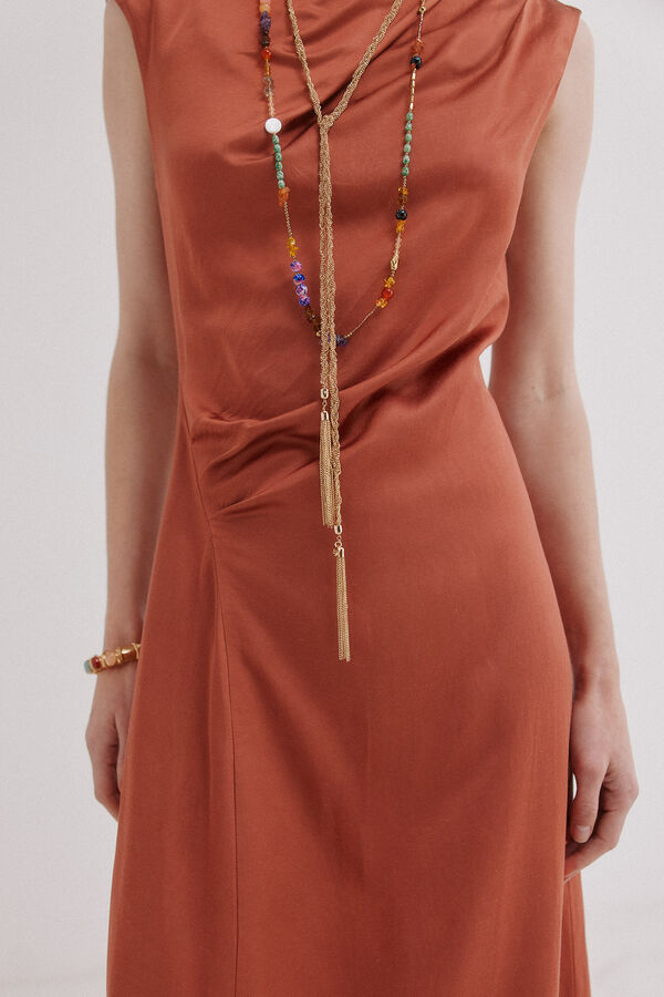 Hoss Intropia Alessia. Vestido midi acetinado Subiu