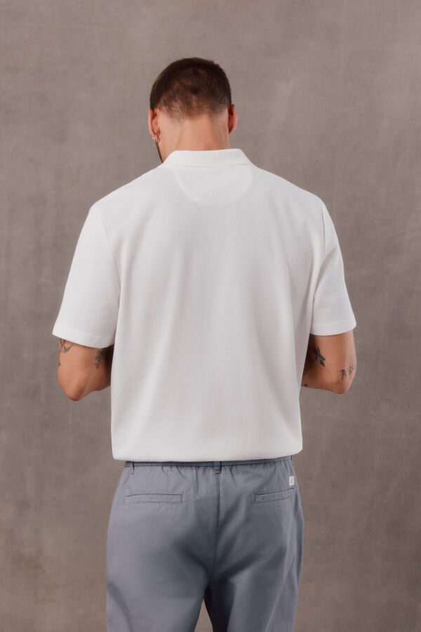 OOTO Polo de textura com gola aberta Branco