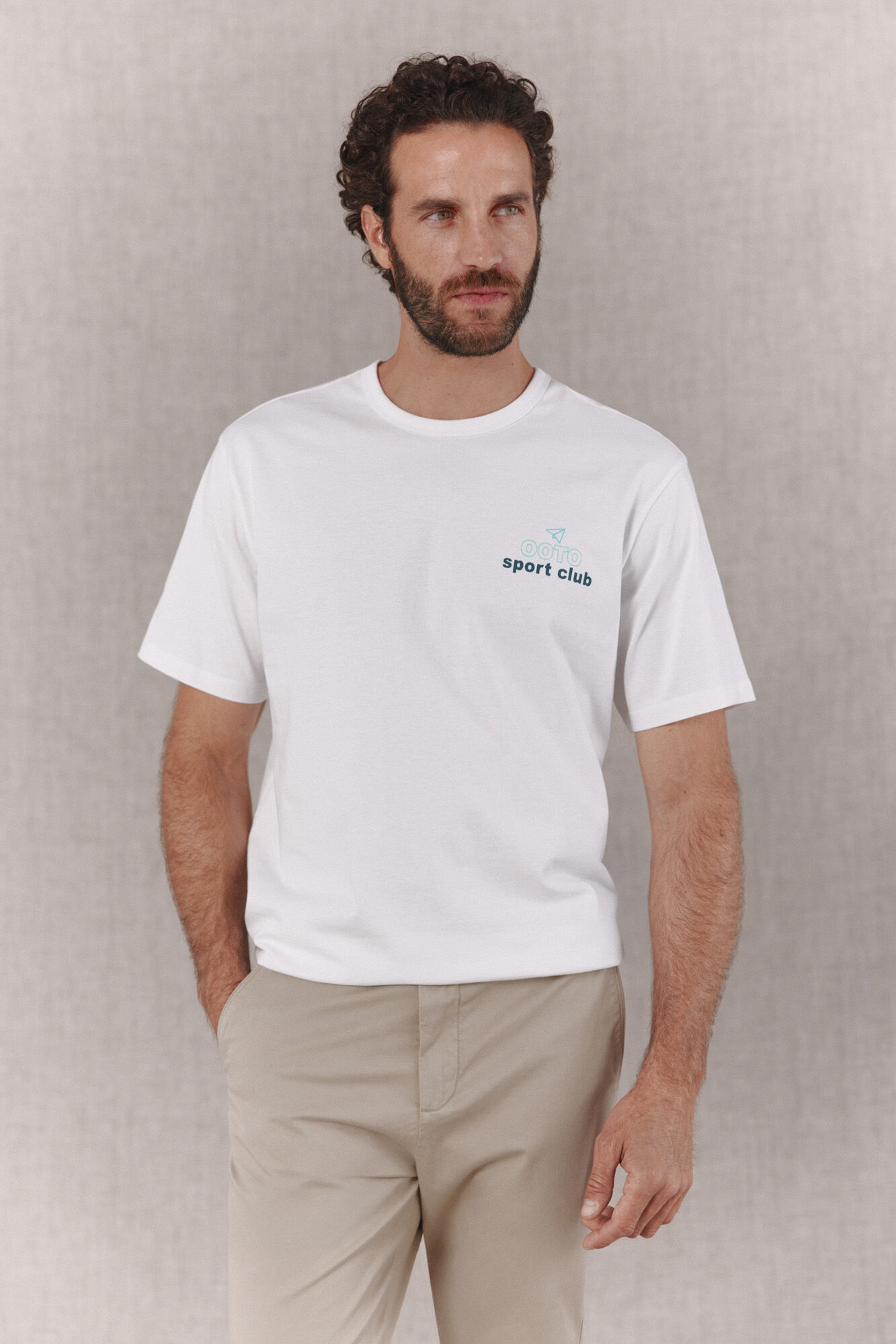 OOTO T-shirt gr&aacute;fica lavada Branco