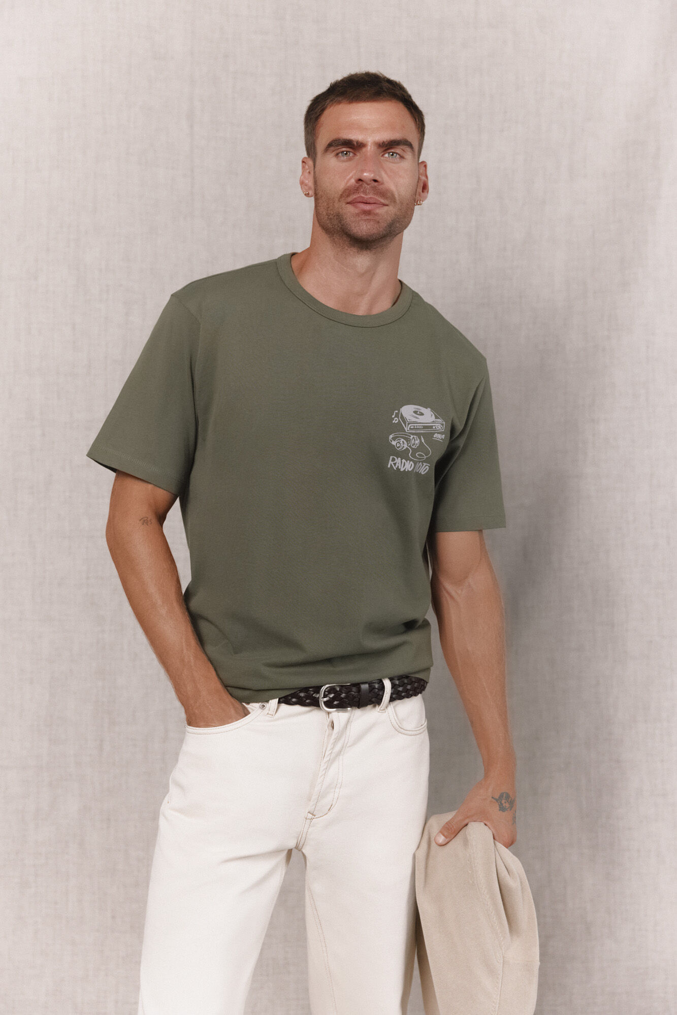OOTO T-shirt gr&aacute;fica lavada