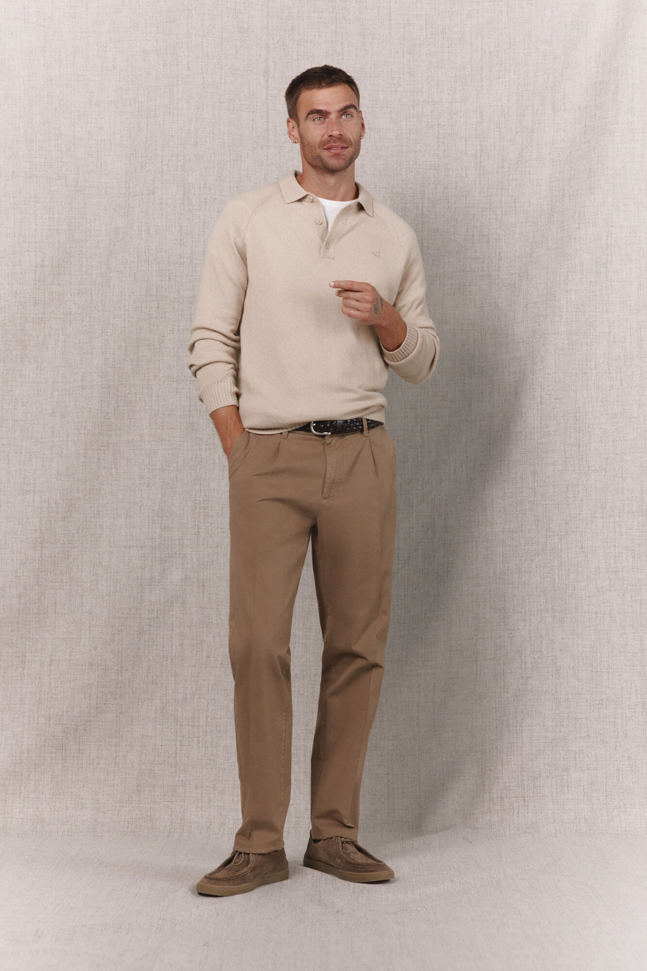 OOTO Pantal&oacute;n jogger con gomas y pinza regular fit