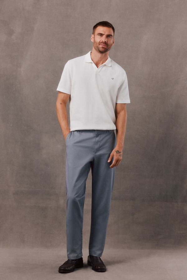 OOTO Polo de textura com gola aberta Branco