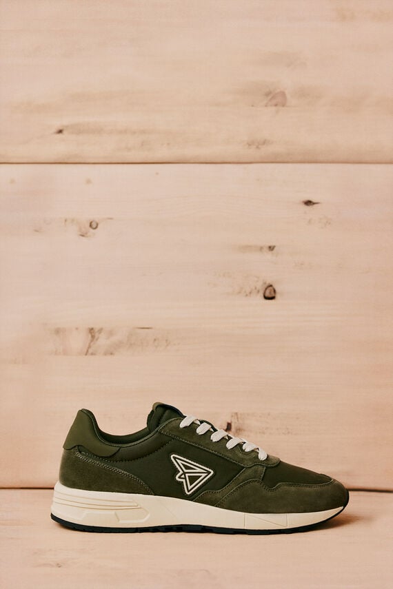 Zapatilla piel y textil