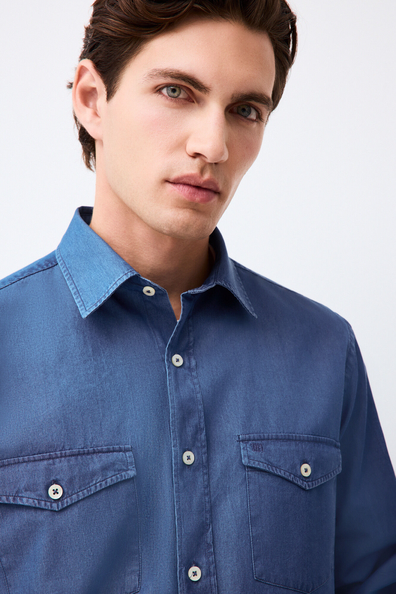 Pedro del Hierro Denim Italian chambray fabric shirt