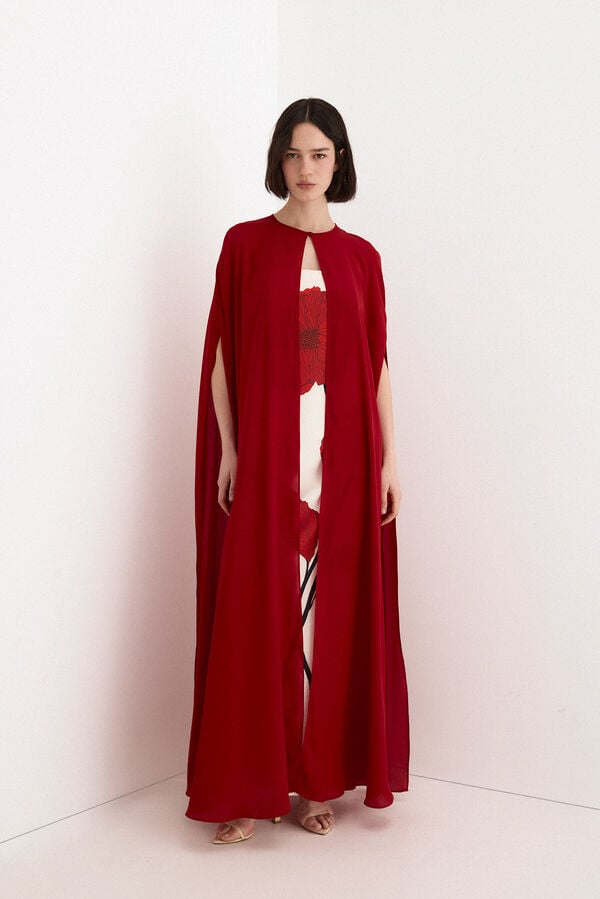 TFP by Tamara Falc&oacute; Georgette cape Red