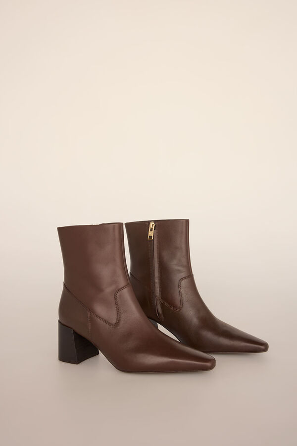 Pedro del Hierro Nappa leather heeled boot Brown