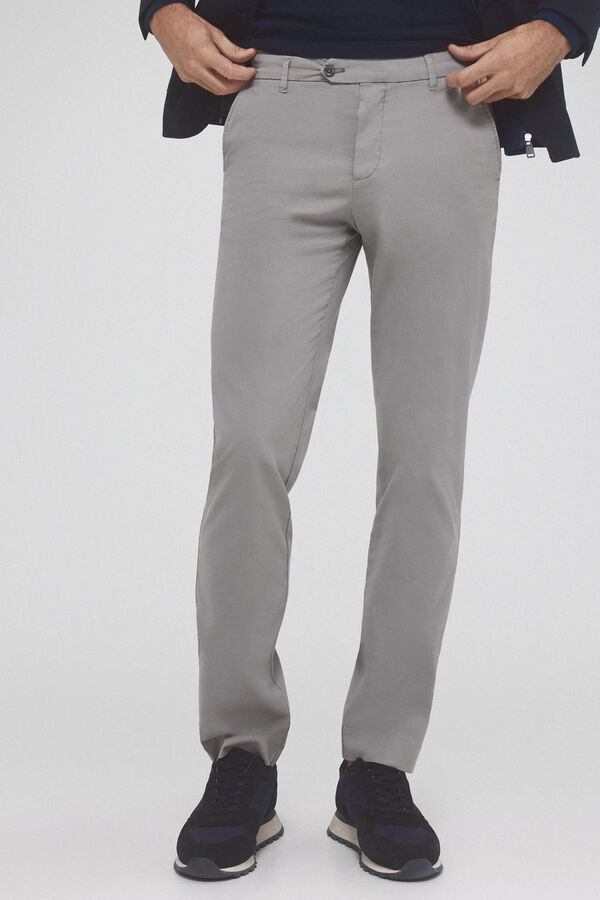 Pedro del Hierro Calças chino premium flex corte regular Cizento