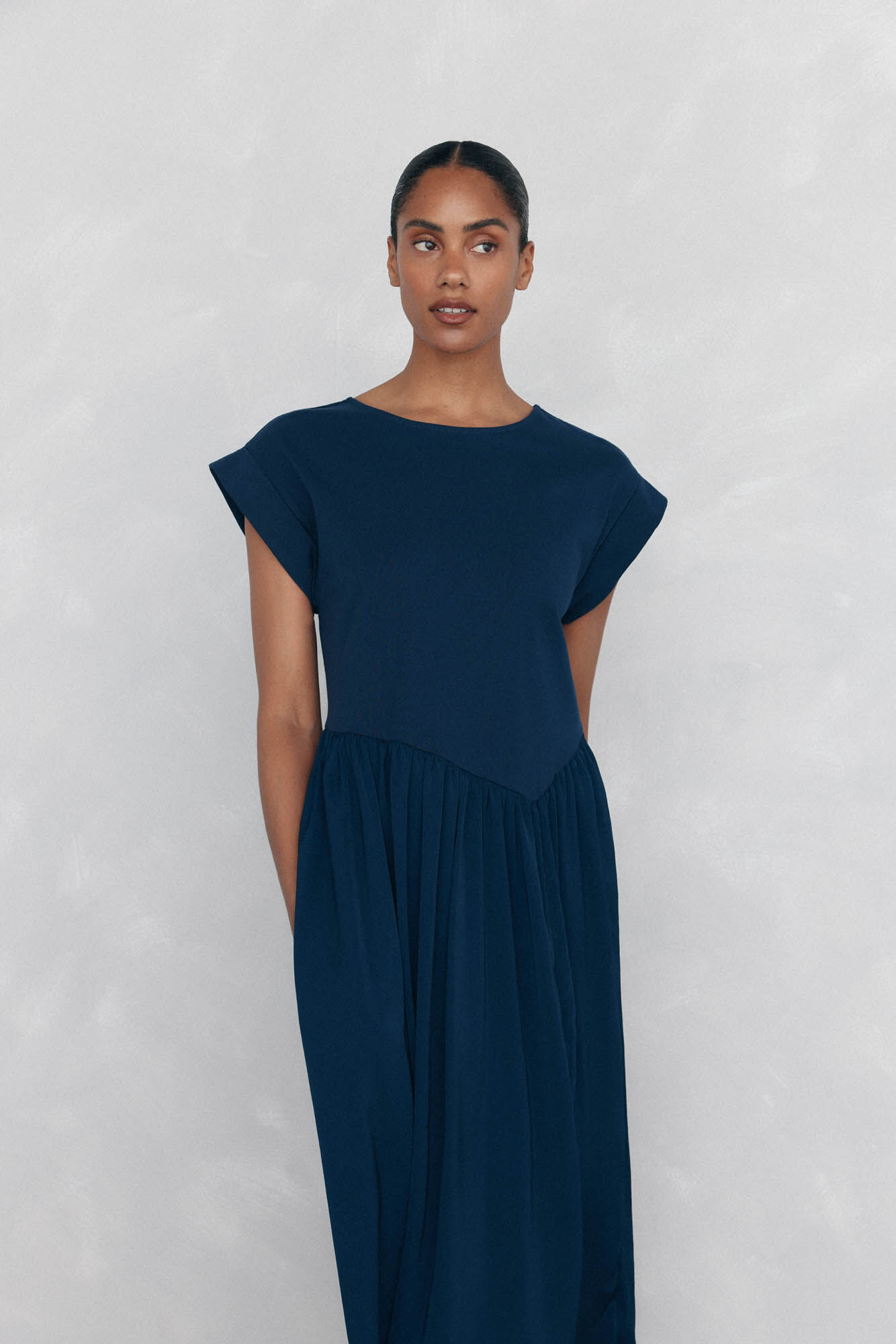 Pedro del Hierro Vestido fluido manga corta