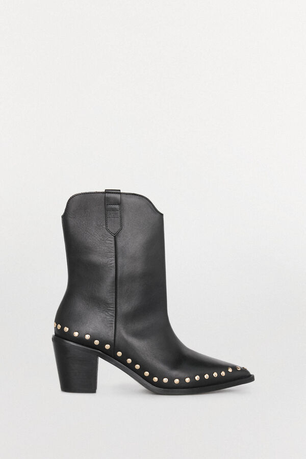Pedro del Hierro Studded heeled boot in leather Black