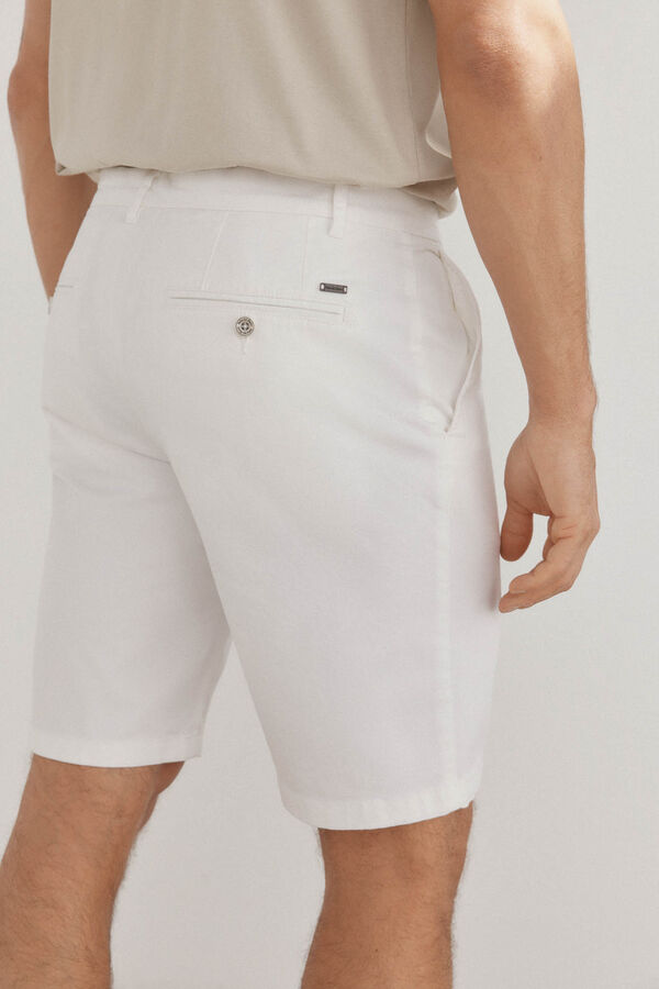 Pedro del Hierro Premium Flex chino-style Bermuda shorts  White