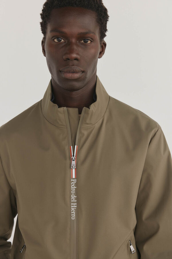 Pedro del Hierro Lightweight technical jacket Green