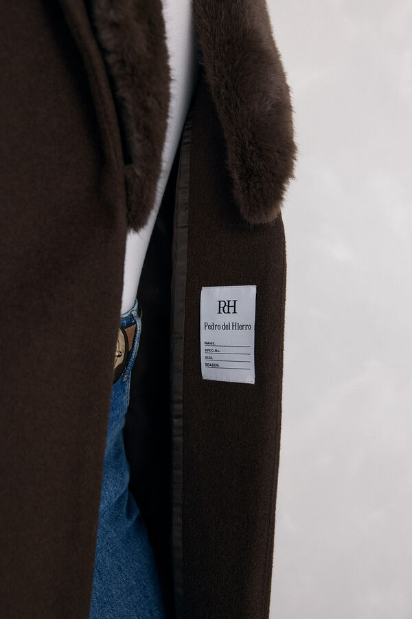 Pedro del Hierro Coat with fur neck Brown