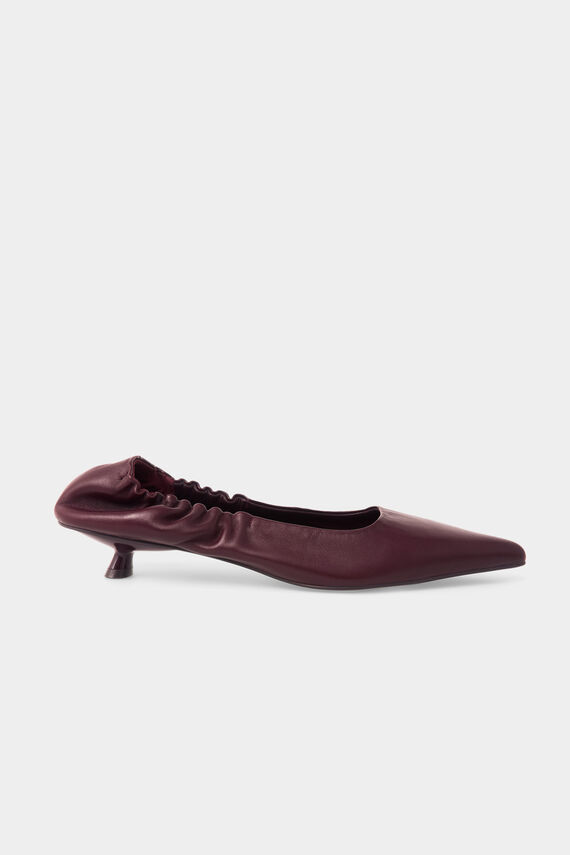 Kitten heel piel