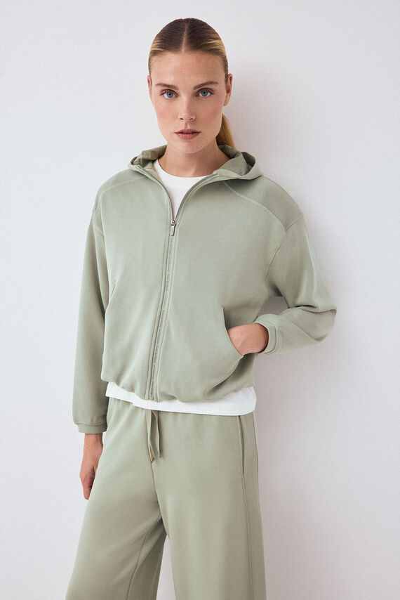 Sudadera soft touch capucha