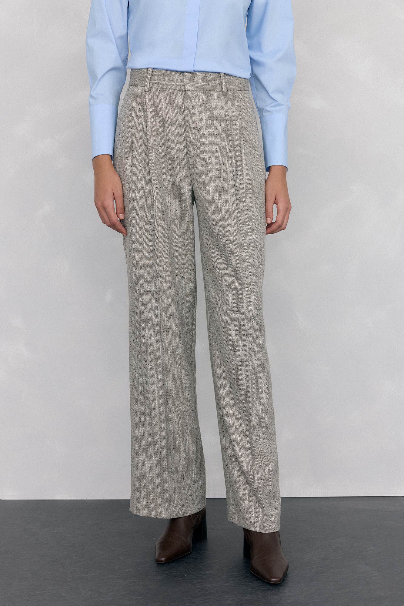 Pedro del Hierro Cal&ccedil;as retas com textura espiga