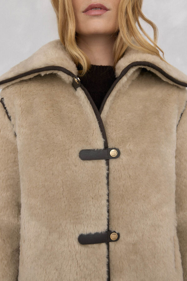 Pedro del Hierro Snap-on fur jacket Ecru