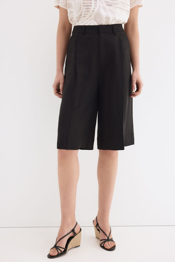 Pedro del Hierro Bermuda larga lino Negro