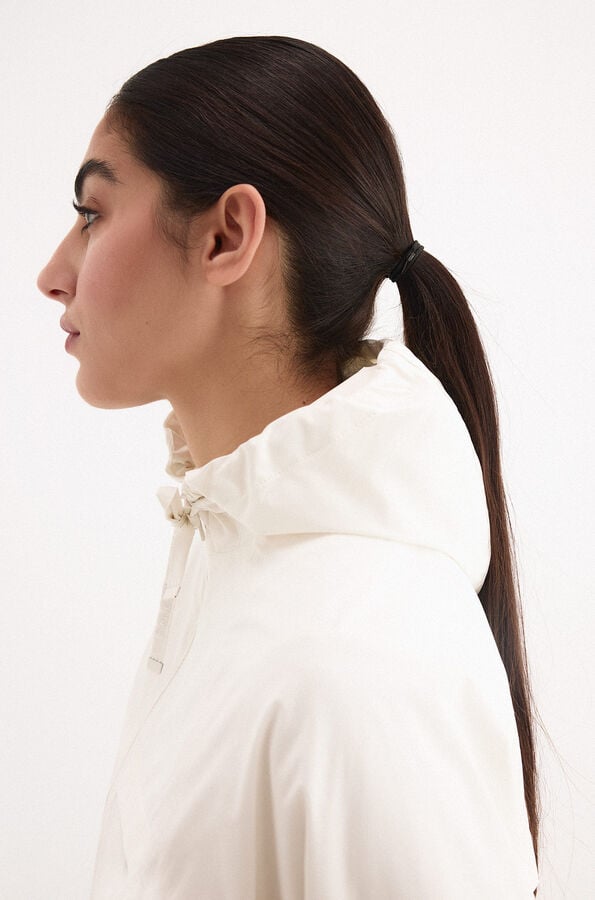 Pedro del Hierro Short hooded parka Ecru