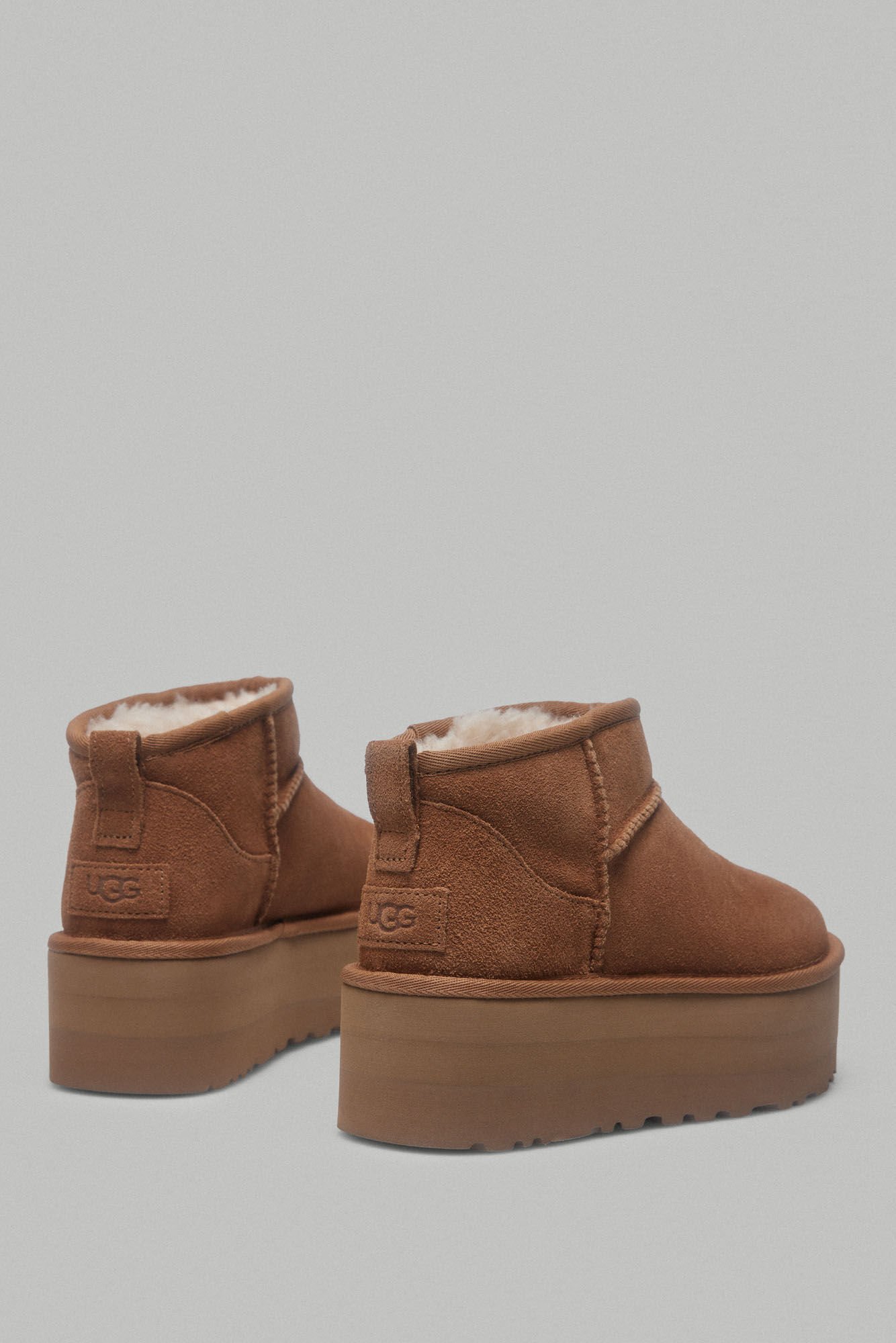 Ugg Bota Plataforma Ultra Cl&aacute;ssica