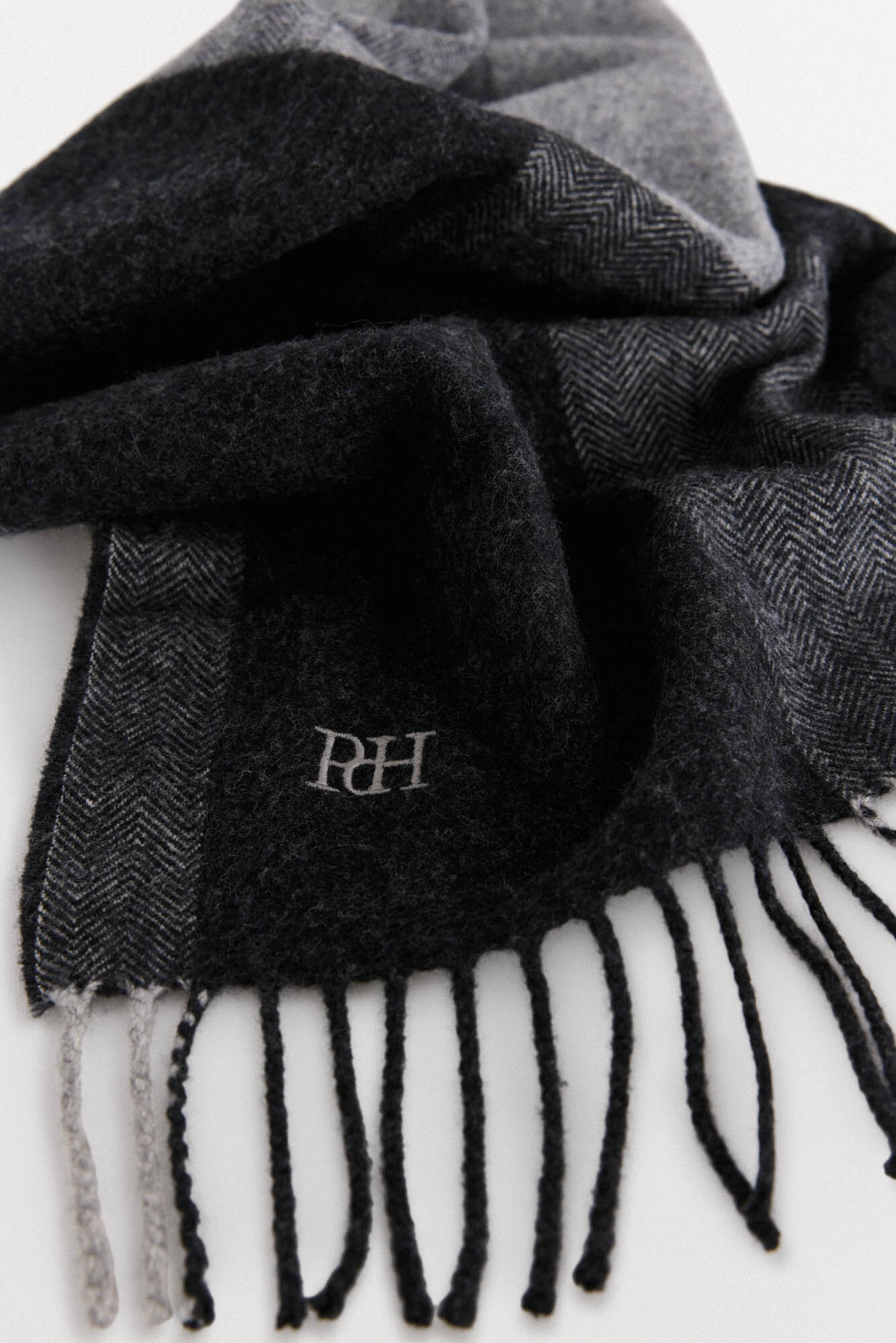 Pedro del Hierro Fabric scarf