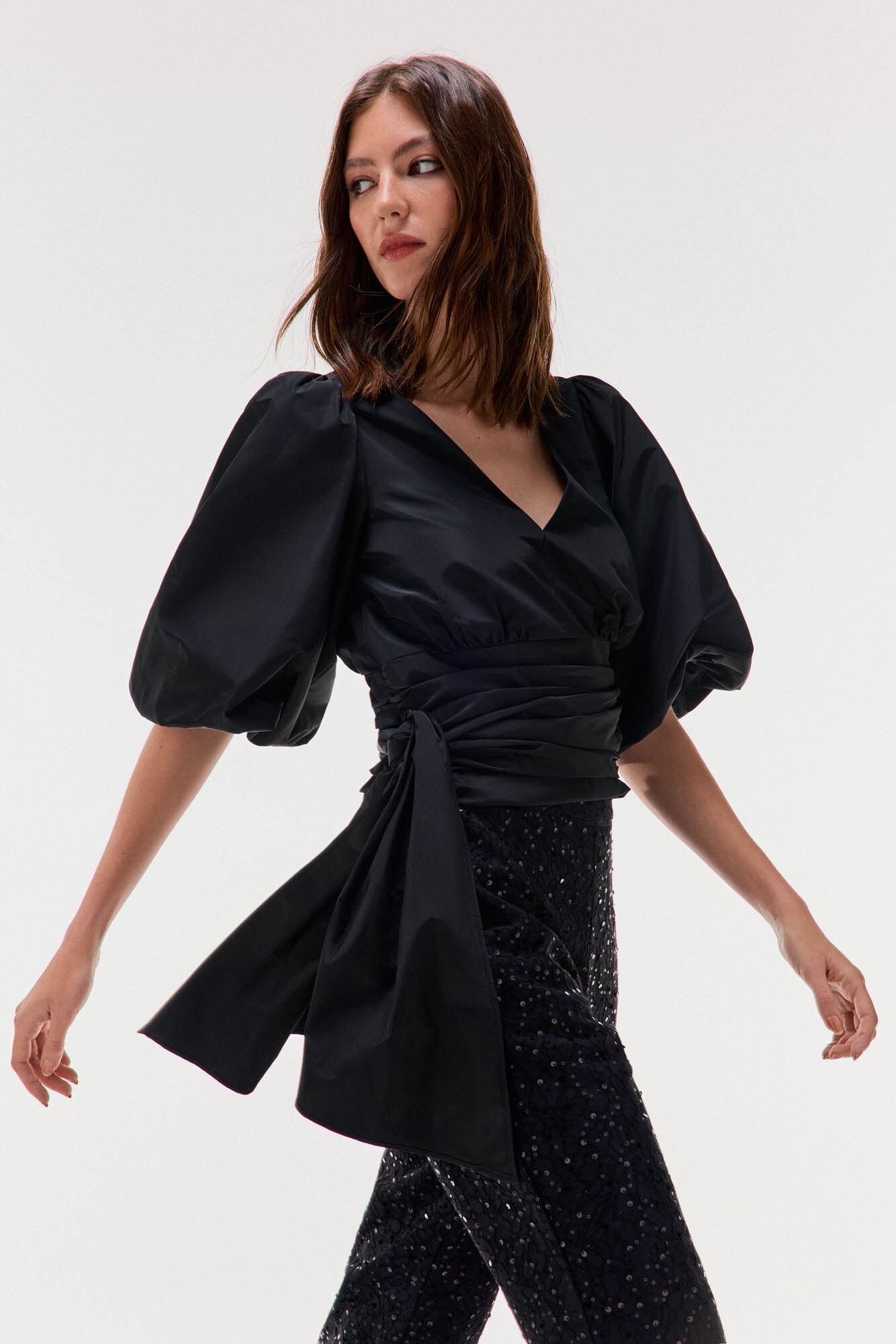 TFP by Tamara Falc&oacute; Taffeta blouse with bow or tie