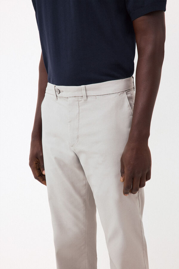 Pedro del Hierro Lightweight structure slim chinos Grey