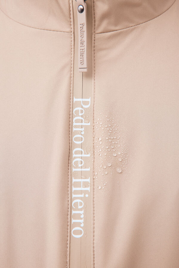 Pedro del Hierro Lightweight technical jacket Beige