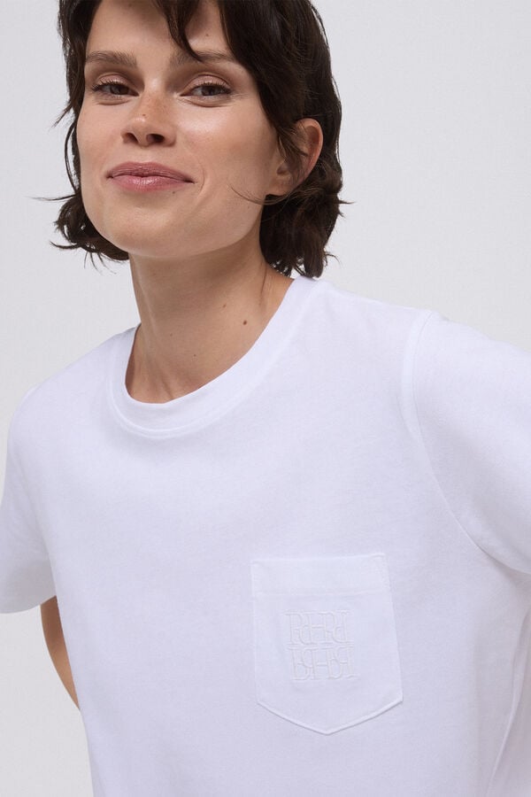 Pedro del Hierro Basic T-shirt with embroidered pocket Beige