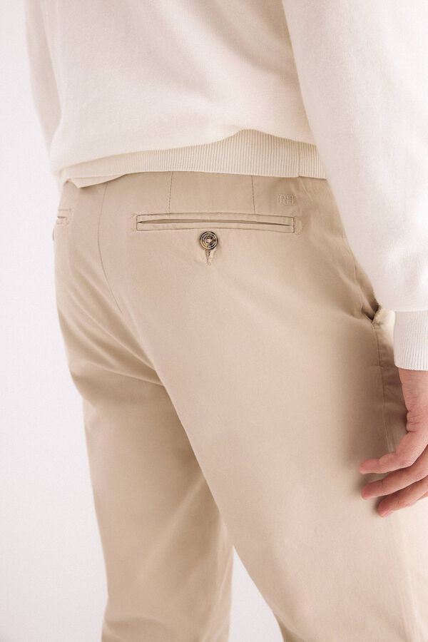Pedro del Hierro Slim fit chinos Beige