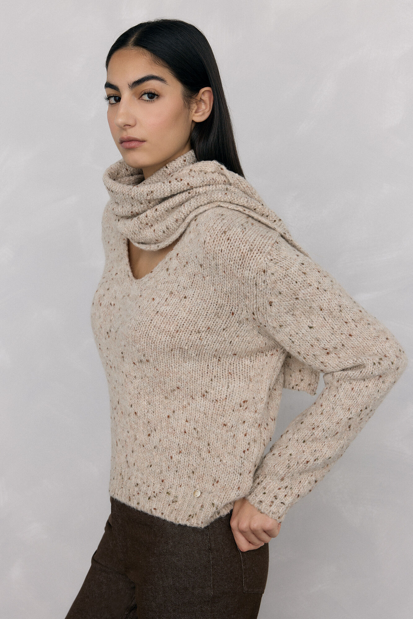 Pedro del Hierro Fantasy jumper scarf