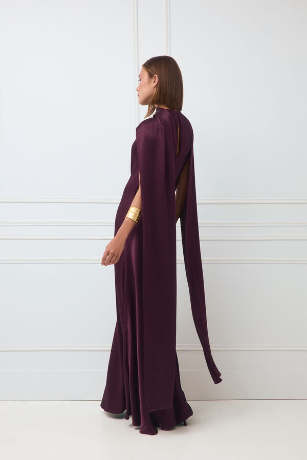 TFP by Tamara Falc&oacute; Detachable cape dress Burgundy