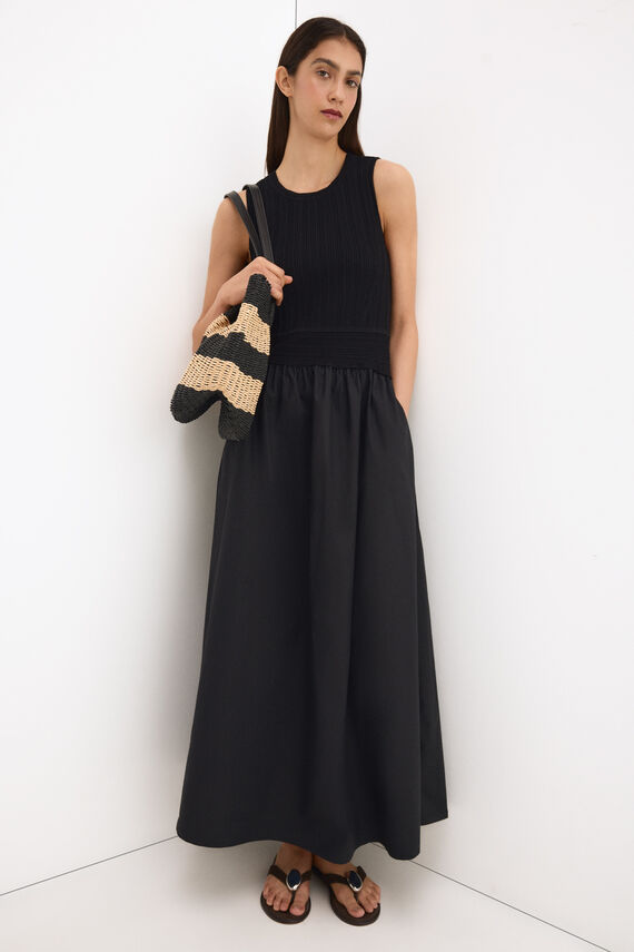 Vestido combinado con cuerpo de punto