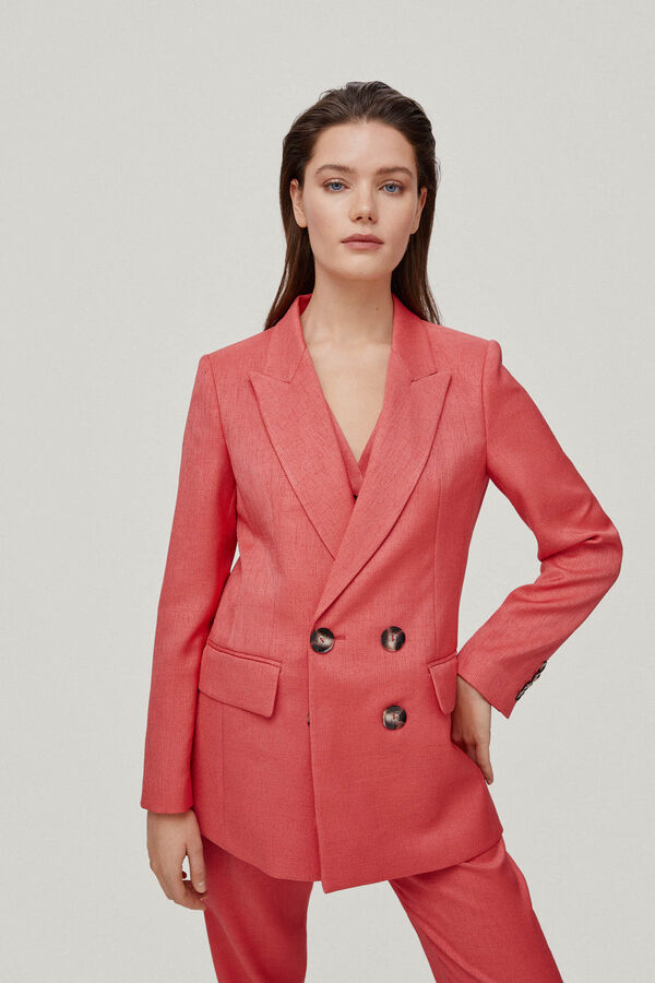 Pedro del Hierro Double-breasted blazer with contrast buttons. Coral