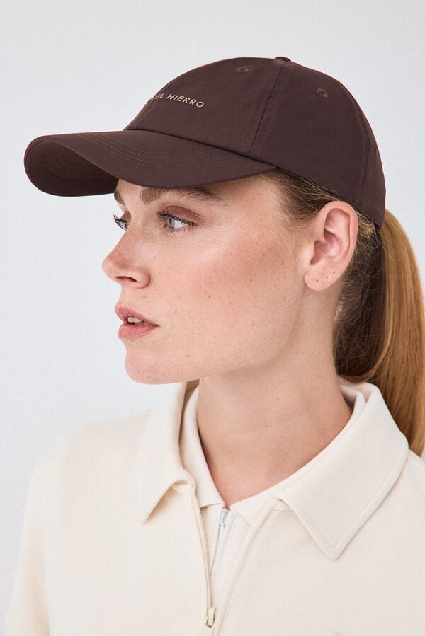 Pedro del Hierro Bon&eacute; pdh golfe Marrom