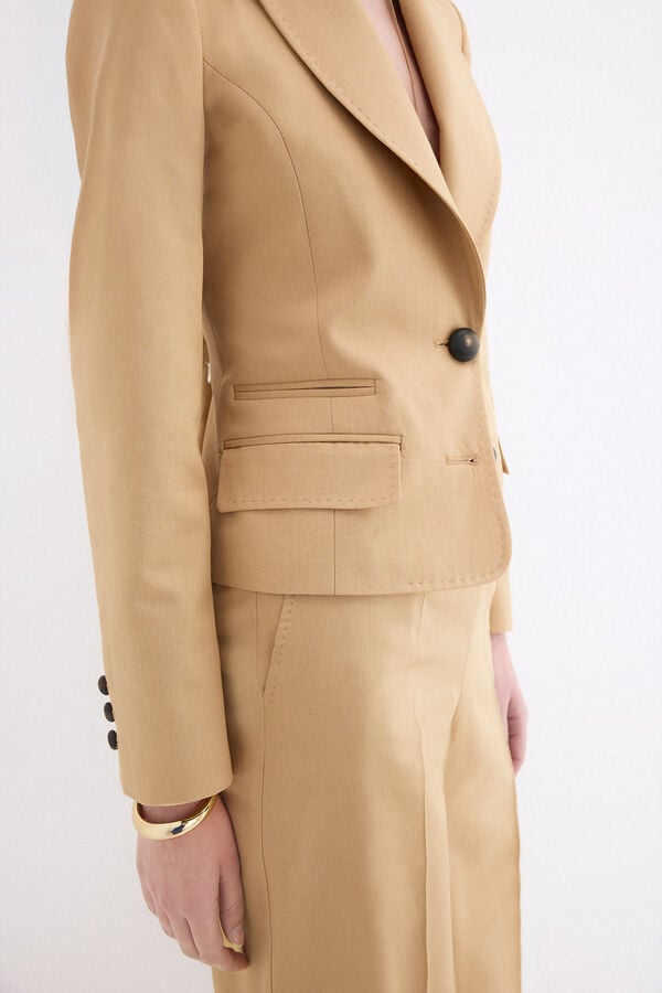 Pedro del Hierro Camel cropped suit blazer Beige