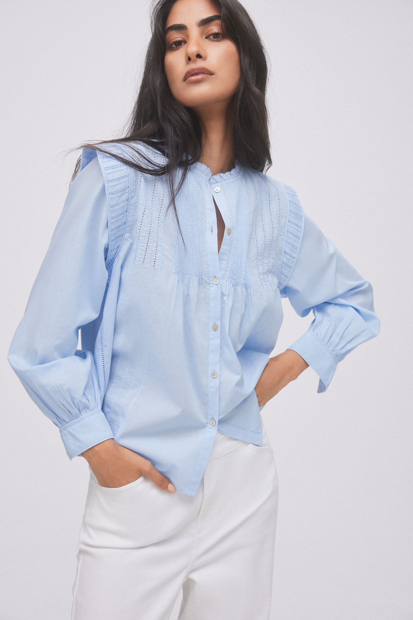 Blusa escote pico