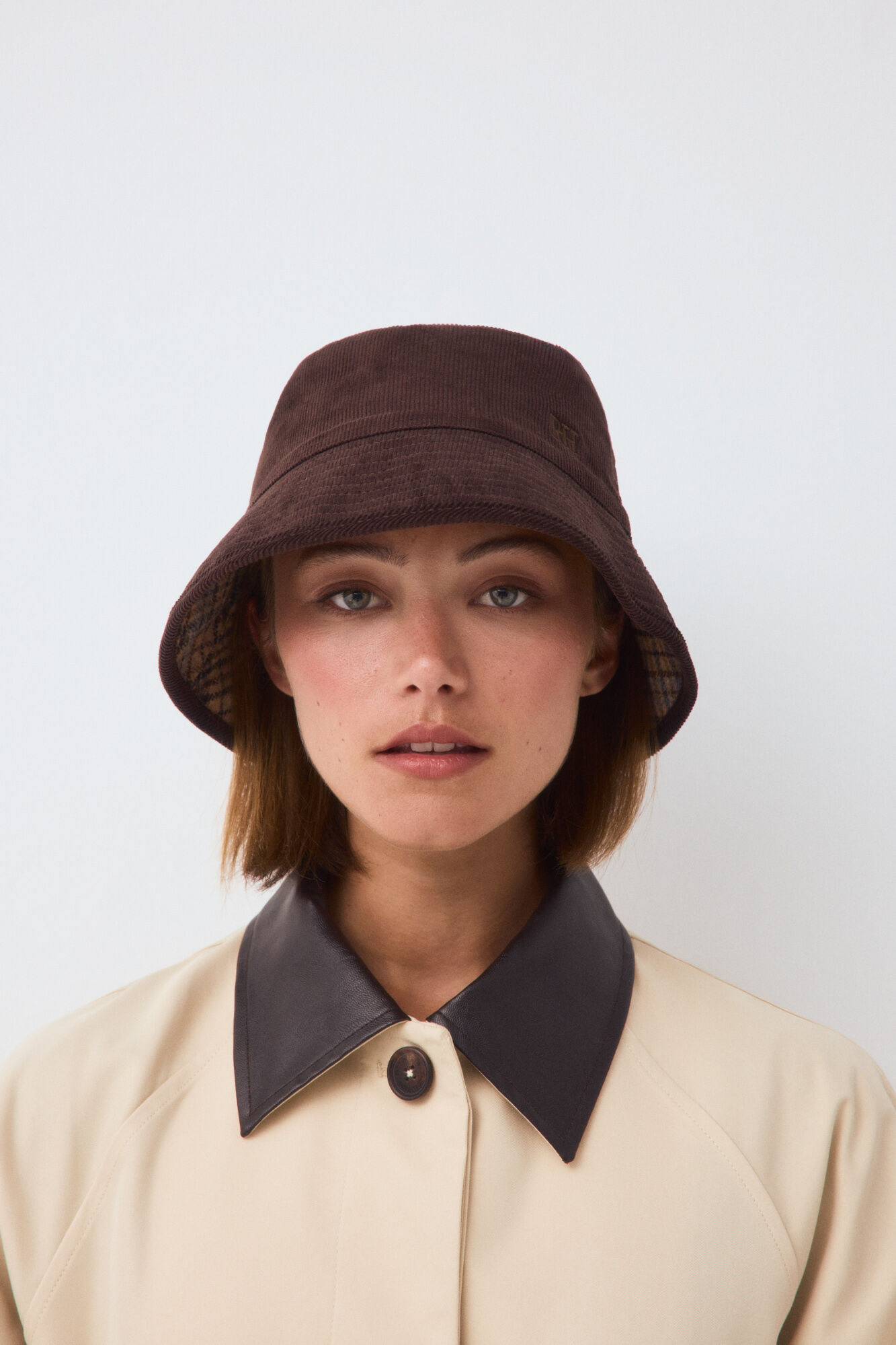 Pedro del Hierro Chap&eacute;u bucket revers&iacute;vel