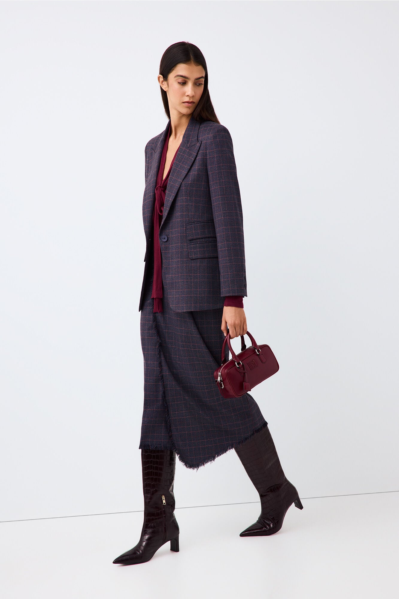 Pedro del Hierro Asymmetric straight skirt