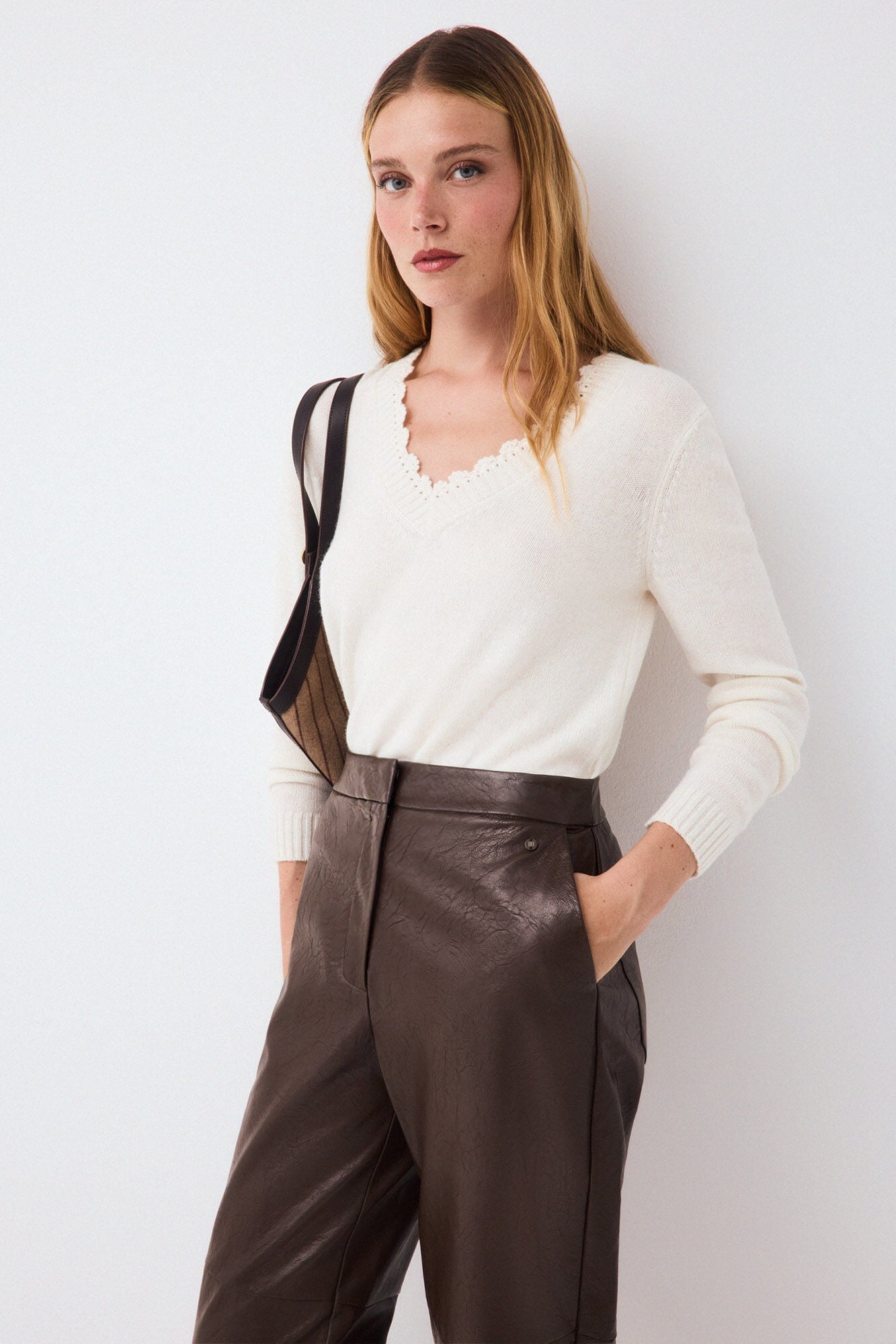 Pedro del Hierro Crochet detail V-neck jumper